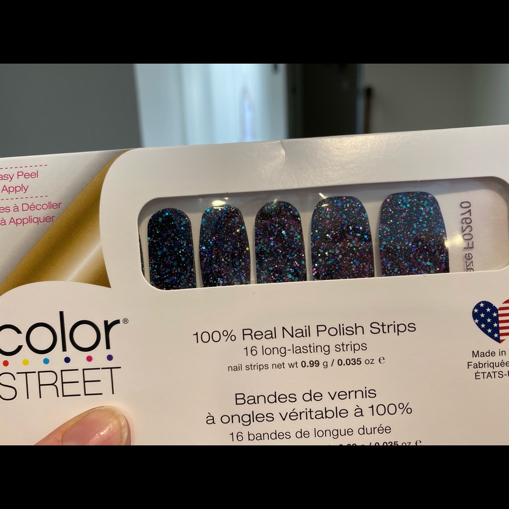 Color Street - Picture 5 of 5